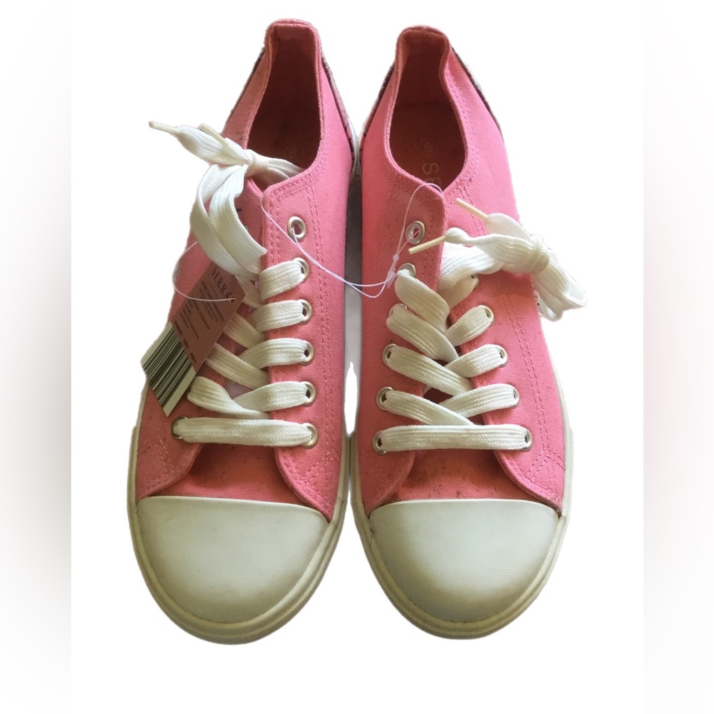 Serra Pink Canvas Low-Top Sneakers with White Laces